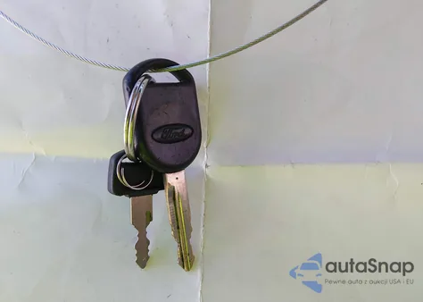 2011 Ford Crown Victoria Lx from USA, damaged, VIN 2FABP7EV7BX174613